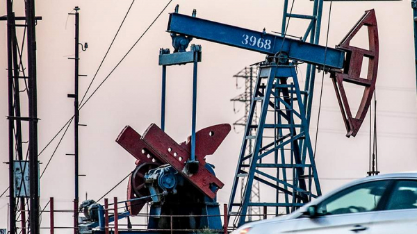 
                    Экономист заявил о рисках для США из-за пошлин для покупателей нефти из РФ

        
