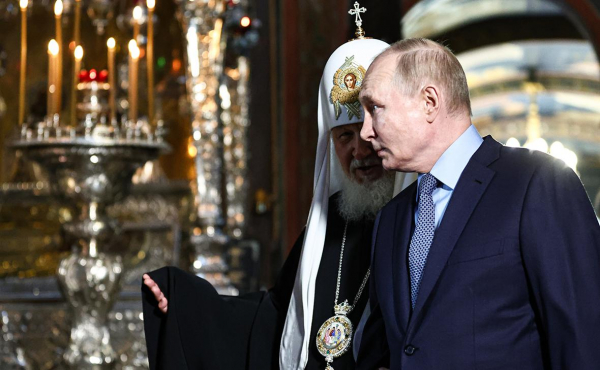 
                    Патриарх Кирилл назвал Путина церковным человеком
                