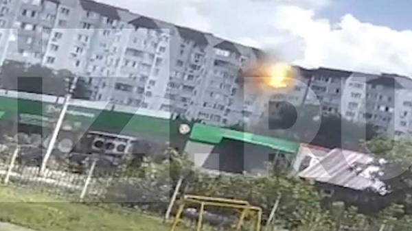 Момент обрушения многоэтажного дома в Саратове попал на видео
Момент обрушения многоэтажного дома в Саратове попал на видео