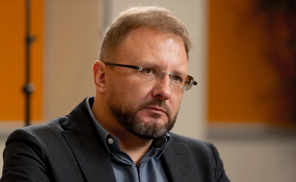 Зеленский анонсировал изменения в госинститутах после встречи с Умеровым
Зеленский анонсировал изменения в госинститутах после встречи с Умеровым