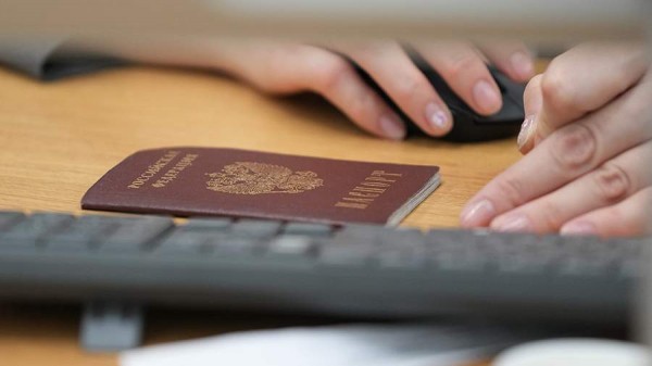 
                    В России одобряют лишь 21% заявок на кредиты

        