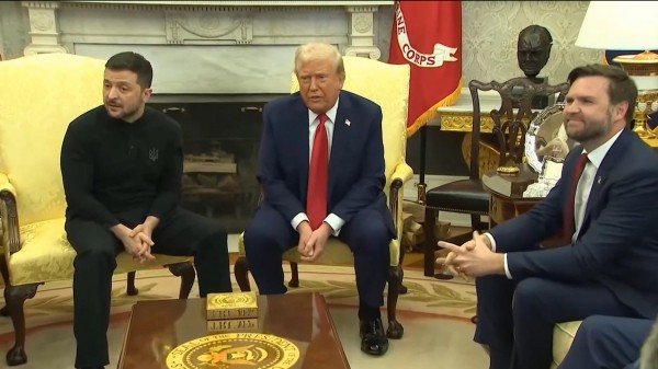 Глава МИД Британии описал чувства из-за ссоры Зеленского и Трампа: «argh»
Глава МИД Британии описал чувства из-за ссоры Зеленского и Трампа: «argh»