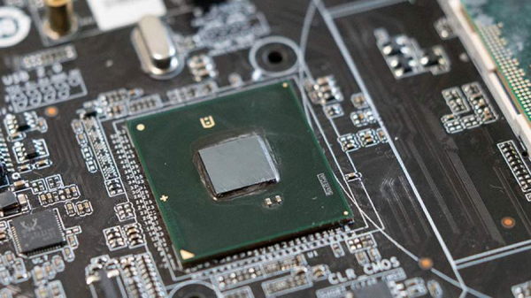 FT узнала о согласии Nvidia и AMD платить США 15% от выручки с продаж чипов в Китае
FT узнала о согласии Nvidia и AMD платить США 15% от выручки с продаж чипов в Китае