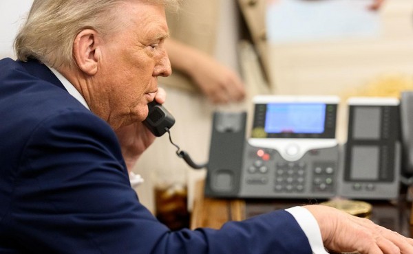 США раскрыли детали ночного звонка Трампа Путину
США раскрыли детали ночного звонка Трампа Путину