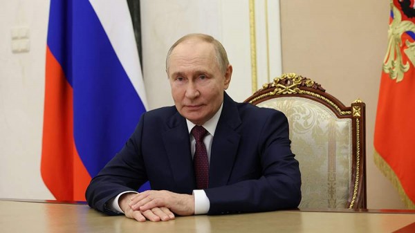 
                    Путин поздравил россиян с Днем знаний

        