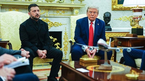 В Белом доме анонсировали встречу Трампа с Зеленским
В Белом доме анонсировали встречу Трампа с Зеленским
