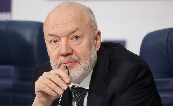 
                    Крашенинников объяснил перенос обсуждения сроков давности приватизации
                