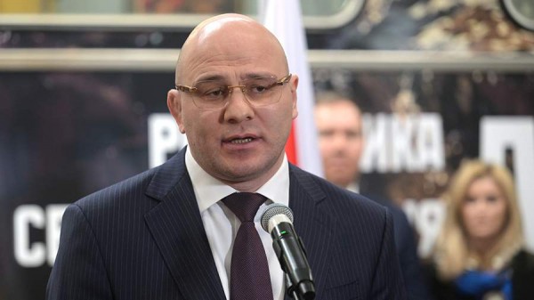 Депутат Таймазов передал пять машин участникам СВО с инвалидностью
Депутат Таймазов передал пять машин участникам СВО с инвалидностью