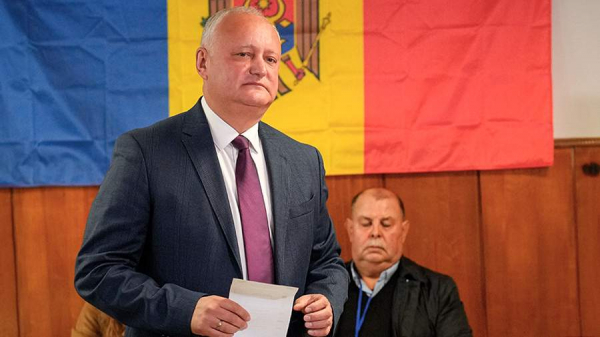 Додон сообщил о нарушениях на выборах в Молдавии
Додон сообщил о нарушениях на выборах в Молдавии