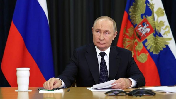 
                    Песков сообщил о проведении Путиным своих дней рождения с семьей

        