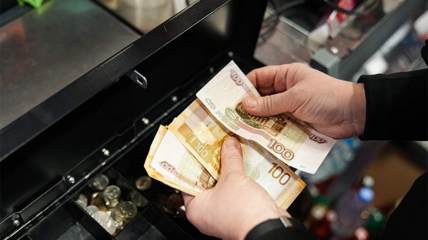 
                    Эксперт назвал невозможные для замены ИИ профессии

        