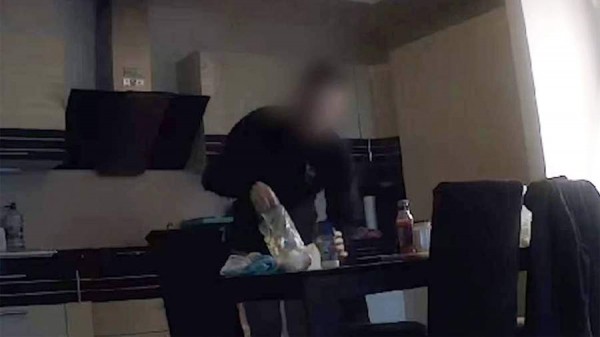 
                    Серийный отравитель из Балашихи заменял ядом специи для отчима

        