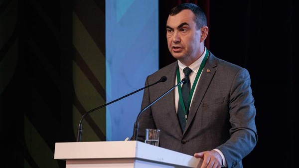 Мишустин назначил Романа Некрасова на должность замминистра сельского хозяйства
Мишустин назначил Романа Некрасова на должность замминистра сельского хозяйства