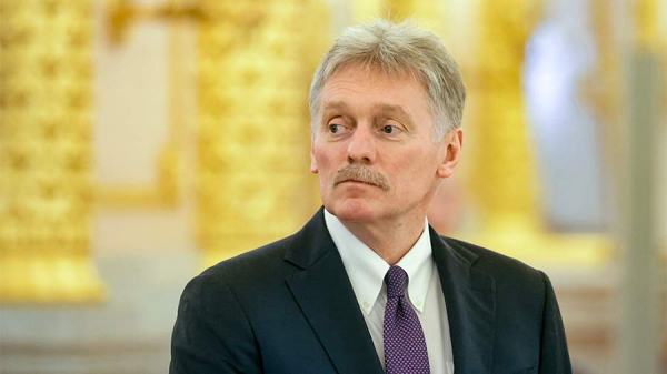 Песков назвал инцидент с суррогатным алкоголем в Ленобласти «из ряда вон выходящим»
Песков назвал инцидент с суррогатным алкоголем в Ленобласти «из ряда вон выходящим»