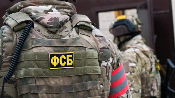 ФСБ задержала совершившего поджог термошкафа вышки сотовой связи россиянина
ФСБ задержала совершившего поджог термошкафа вышки сотовой связи россиянина