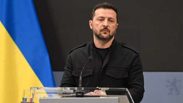
                    Зеленский заявил о возможной отставке после завершения конфликта на Украине

        