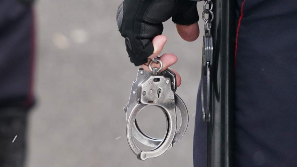 
                    Свердловская область стала лидером по количеству преступлений среди подростков

        