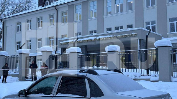
                    Главврач рассказал о состоянии напавшего на общежитие в Уфе подростка

        