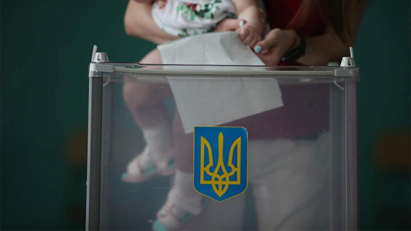 На Украине заявили о недовольстве Зеленского публикацией новостей о выборах в СМИ
На Украине заявили о недовольстве Зеленского публикацией новостей о выборах в СМИ