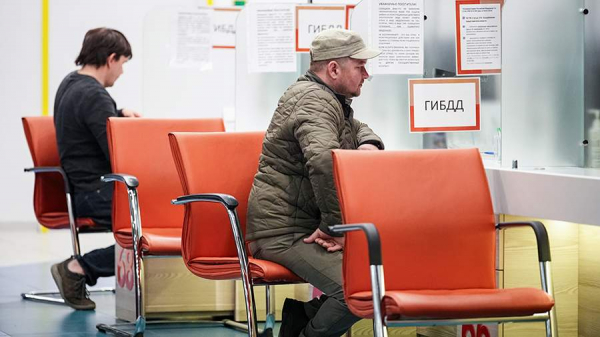 
                    В МВД сообщили о 10-дневном сроке регистрации автомобиля после покупки

        
