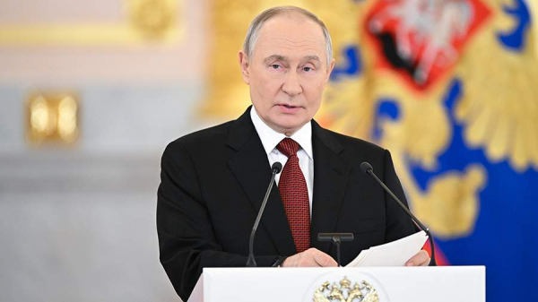 Путину подарили облетевшую всю передовую в Донбассе и Новороссии икону
Путину подарили облетевшую всю передовую в Донбассе и Новороссии икону