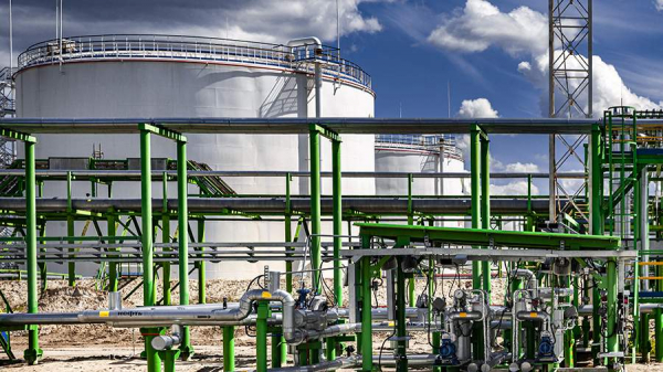 
                    Песков прокомментировал отказ США продлить лицензию по нефти

        