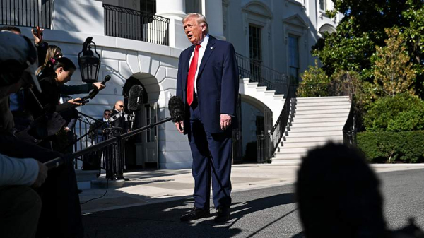 Трамп допустил возобновление диалога с Ираном после блокады Ормуза. Что пишут СМИ
Трамп допустил возобновление диалога с Ираном после блокады Ормуза. Что пишут СМИ