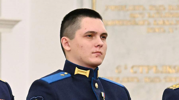 
                    Жена героя России Асылханова отвергла версию о его похищении

        