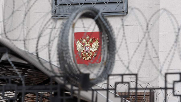 
                    Зеленский пообещал &laquo;дальнобойные санкции&raquo; против РФ

        