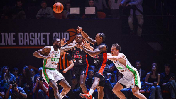 БК ЦСКА обыграл УНИКС в финале международного турнира Basket Cup
БК ЦСКА обыграл УНИКС в финале международного турнира Basket Cup
