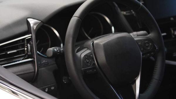 
                    Продажи новых авто японских брендов в России выросли втрое

        
