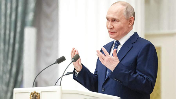 Путин призвал делать меры поддержки семей в России целевыми и эффективными
Путин призвал делать меры поддержки семей в России целевыми и эффективными