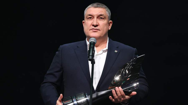 «Ак Барс» продлил контракт с главным тренером Анваром Гатиятулиным до 2028 года
«Ак Барс» продлил контракт с главным тренером Анваром Гатиятулиным до 2028 года