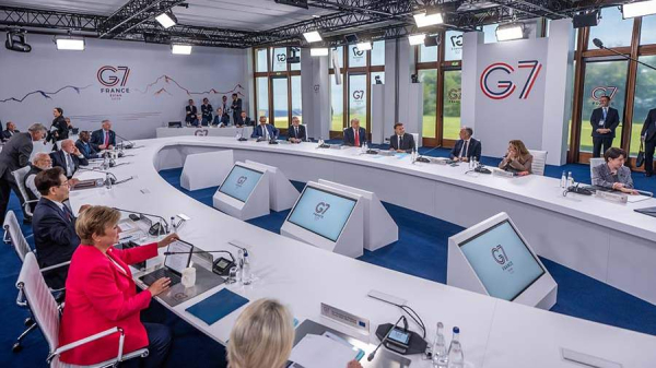 
                    G7 за счет доходов от активов России выдала Киеву кредиты на $45,5 млрд

        