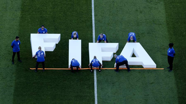 В The Guardian указали на нарушения правил FIFA из-за политики
В The Guardian указали на нарушения правил FIFA из-за политики
