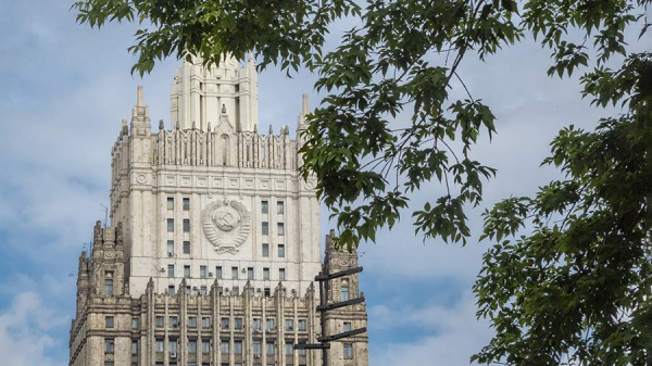 
                    МИД России намерен вызвать посла Швеции из-за атаки на посольство в Стокгольме

        