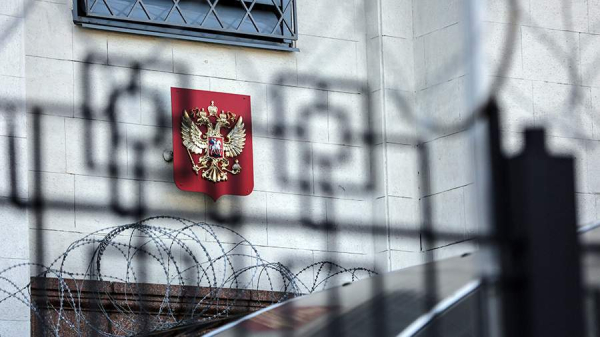 Радев заявил о готовности наложить вето на 21-й пакет антироссийских санкций ЕС
Радев заявил о готовности наложить вето на 21-й пакет антироссийских санкций ЕС