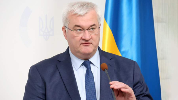 Глава МИД Украины сообщил о получении приглашения совершить визит в Китай
Глава МИД Украины сообщил о получении приглашения совершить визит в Китай