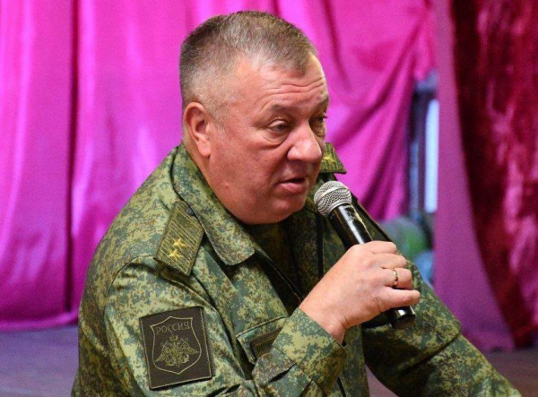 
                    Ким Чен Ын пообещал &laquo;неизменную поддержку&raquo; российской армии

                