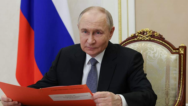 
                    На канал Путина в Max подписались более 150 тыс. человек

        