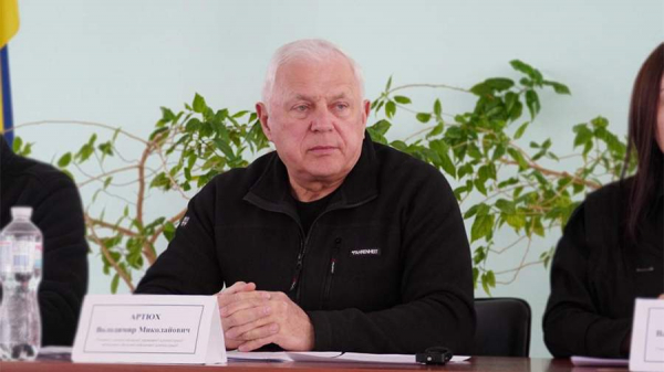 
                    Мэр Конотопа потребовал от главы Сумской ОВА уйти в отставку

        