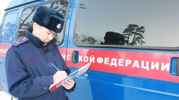 
                    В Бурятии начали проверку после гибели трех туристов при спуске с горы

        