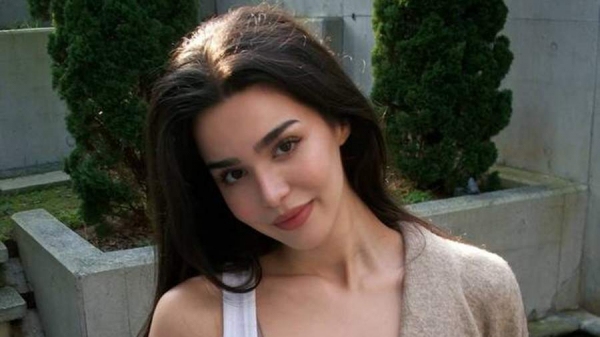 В Стамбуле актриса сериала «Зимородок» Бозок задержана по делу о наркотиках
В Стамбуле актриса сериала «Зимородок» Бозок задержана по делу о наркотиках