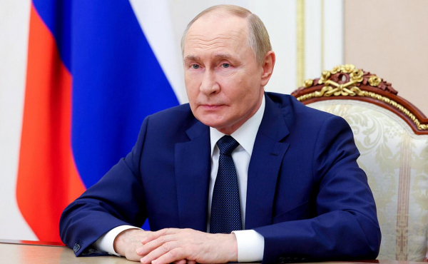 
                    Лукашенко заявил, что Путин отказался ударить &laquo;Орешником&raquo; по Банковой
                