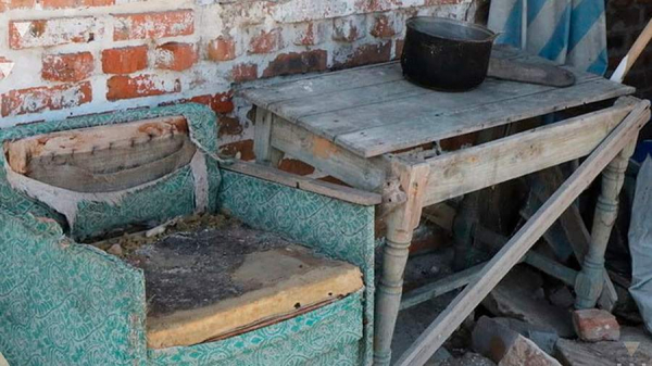 
                    В Ростовской области обнаружили дом с 17 рабами

        